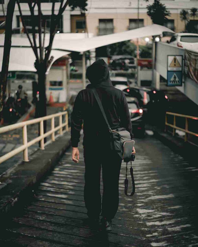 买服装哪个平台好，网上买东西哪个平台好呢